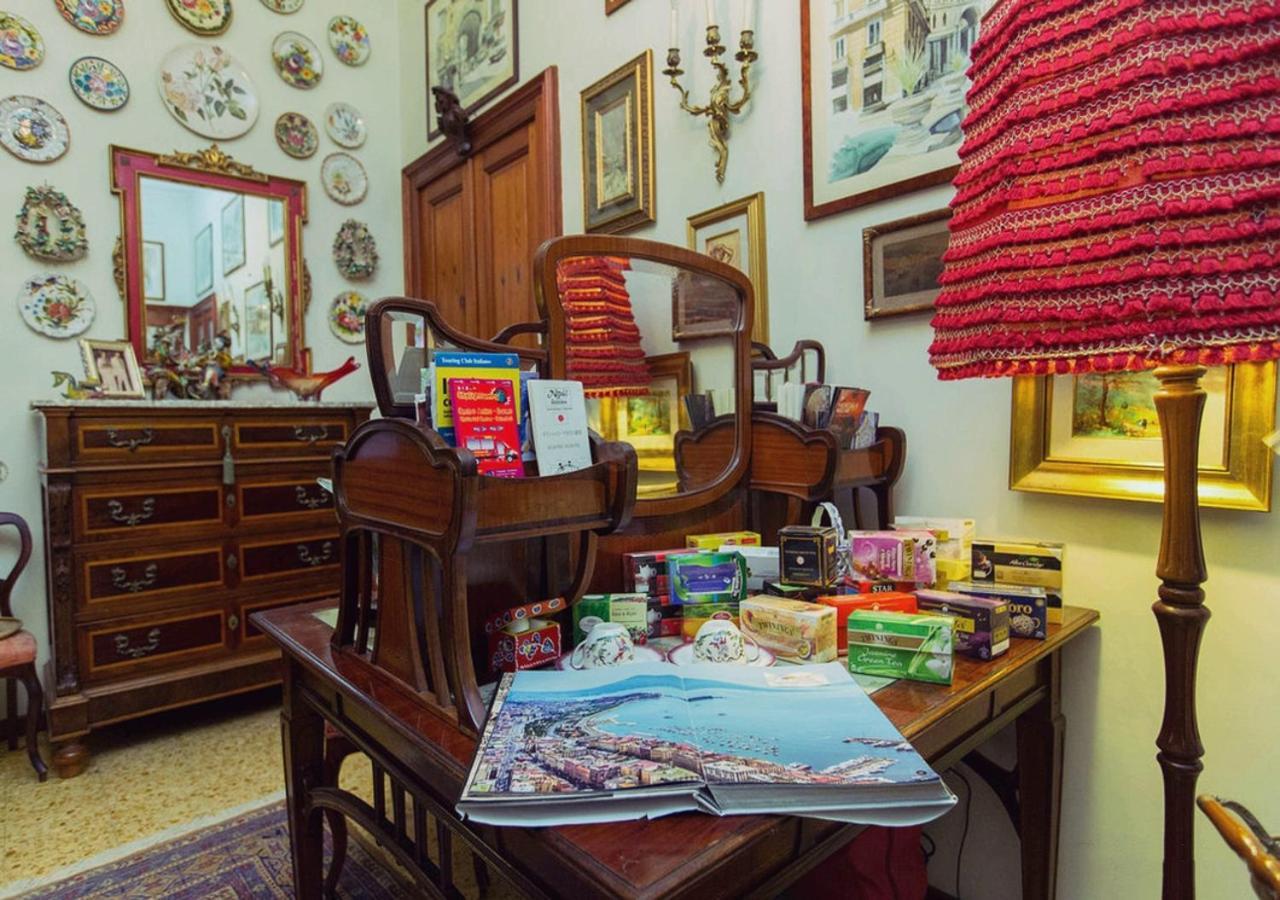 B&B Atmosfere Del Centro Storico Napoli Eksteriør billede