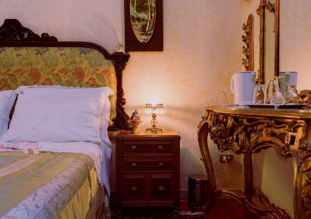 B&B Atmosfere Del Centro Storico Napoli Eksteriør billede