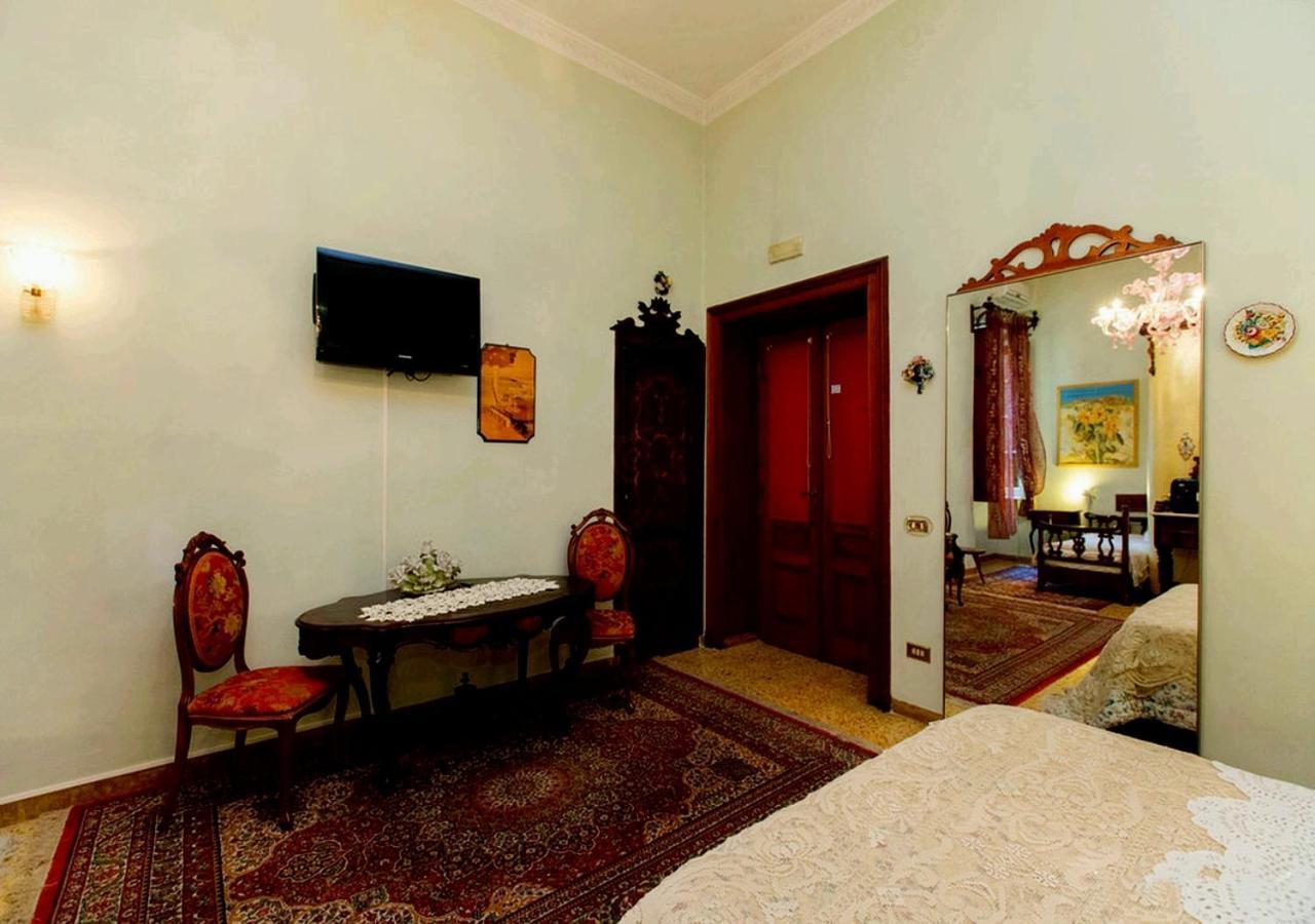 B&B Atmosfere Del Centro Storico Napoli Eksteriør billede