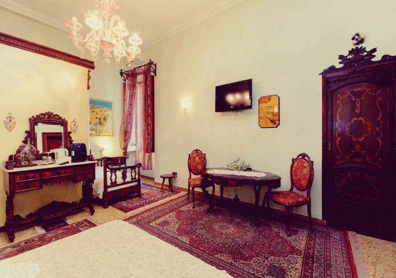 B&B Atmosfere Del Centro Storico Napoli Eksteriør billede