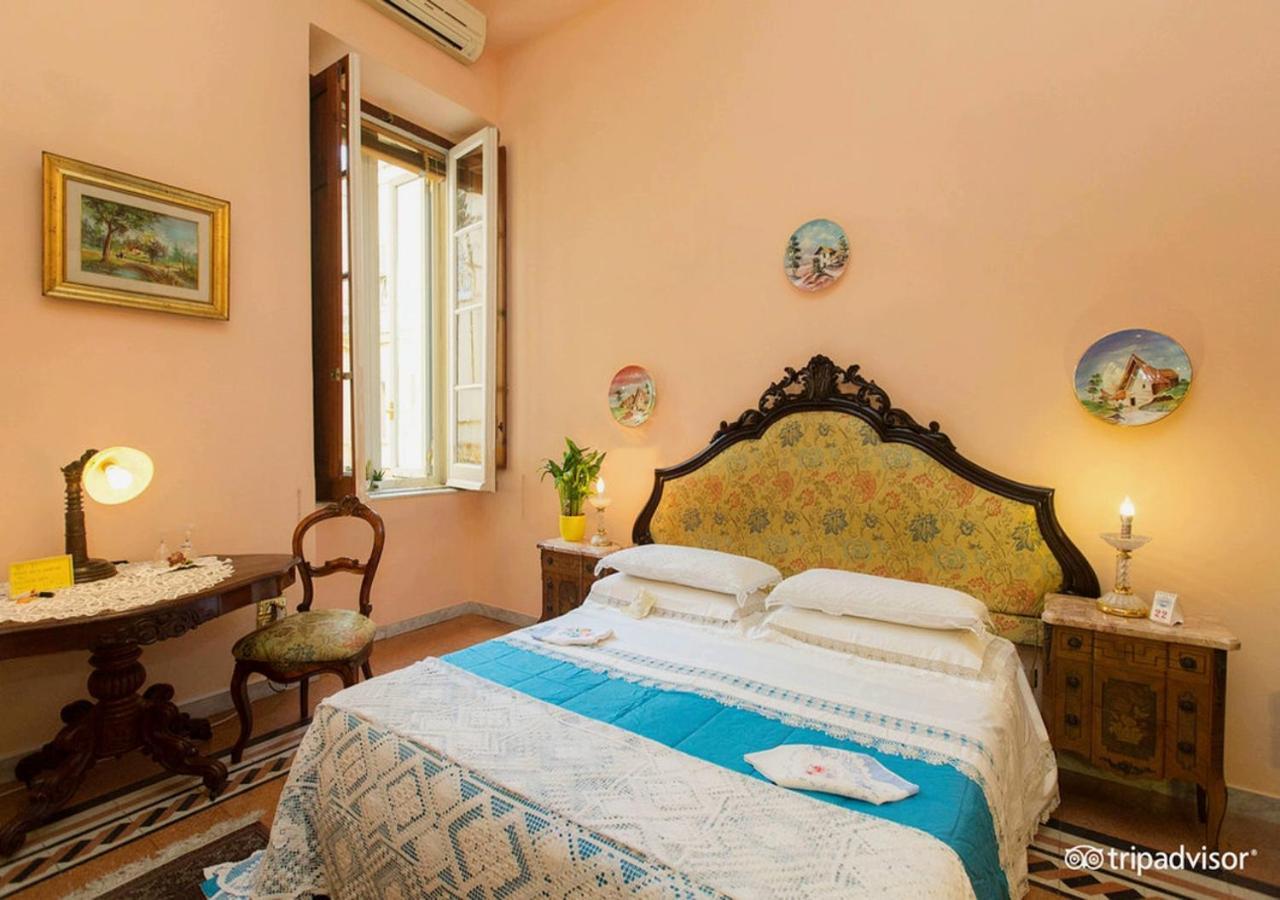B&B Atmosfere Del Centro Storico Napoli Eksteriør billede