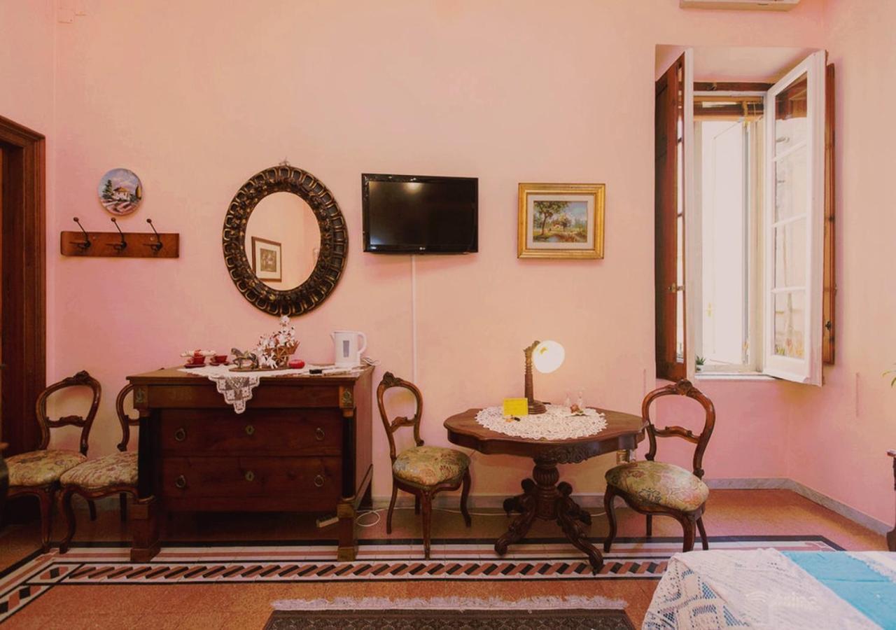 B&B Atmosfere Del Centro Storico Napoli Eksteriør billede