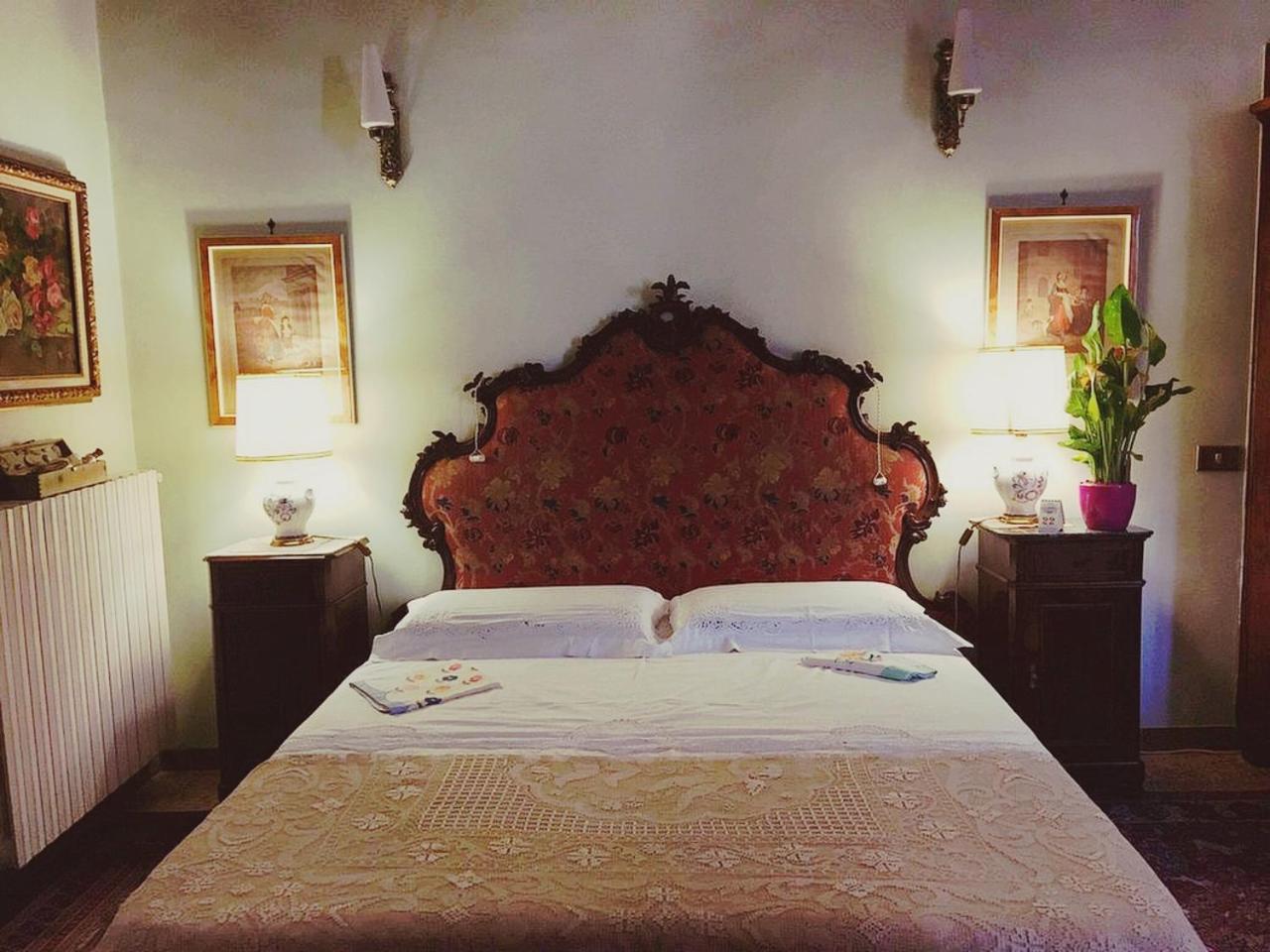 B&B Atmosfere Del Centro Storico Napoli Værelse billede